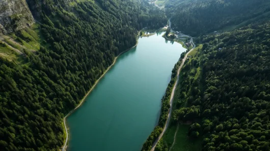 Lakes not to be missed during your stay