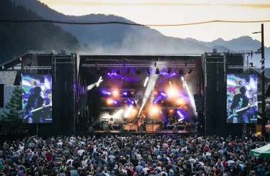 Live performance from Status Quo for the Morzine-Avoriaz Harley Days