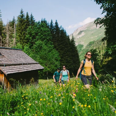 5 easy hiking routes from Morzine